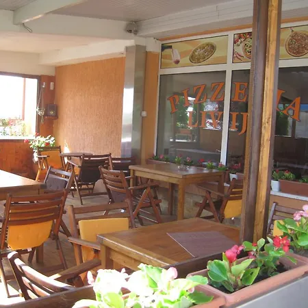 Motel Livija Petrovec